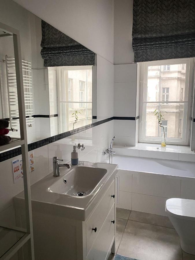 Rabarbar Apartment Лодз Екстериор снимка
